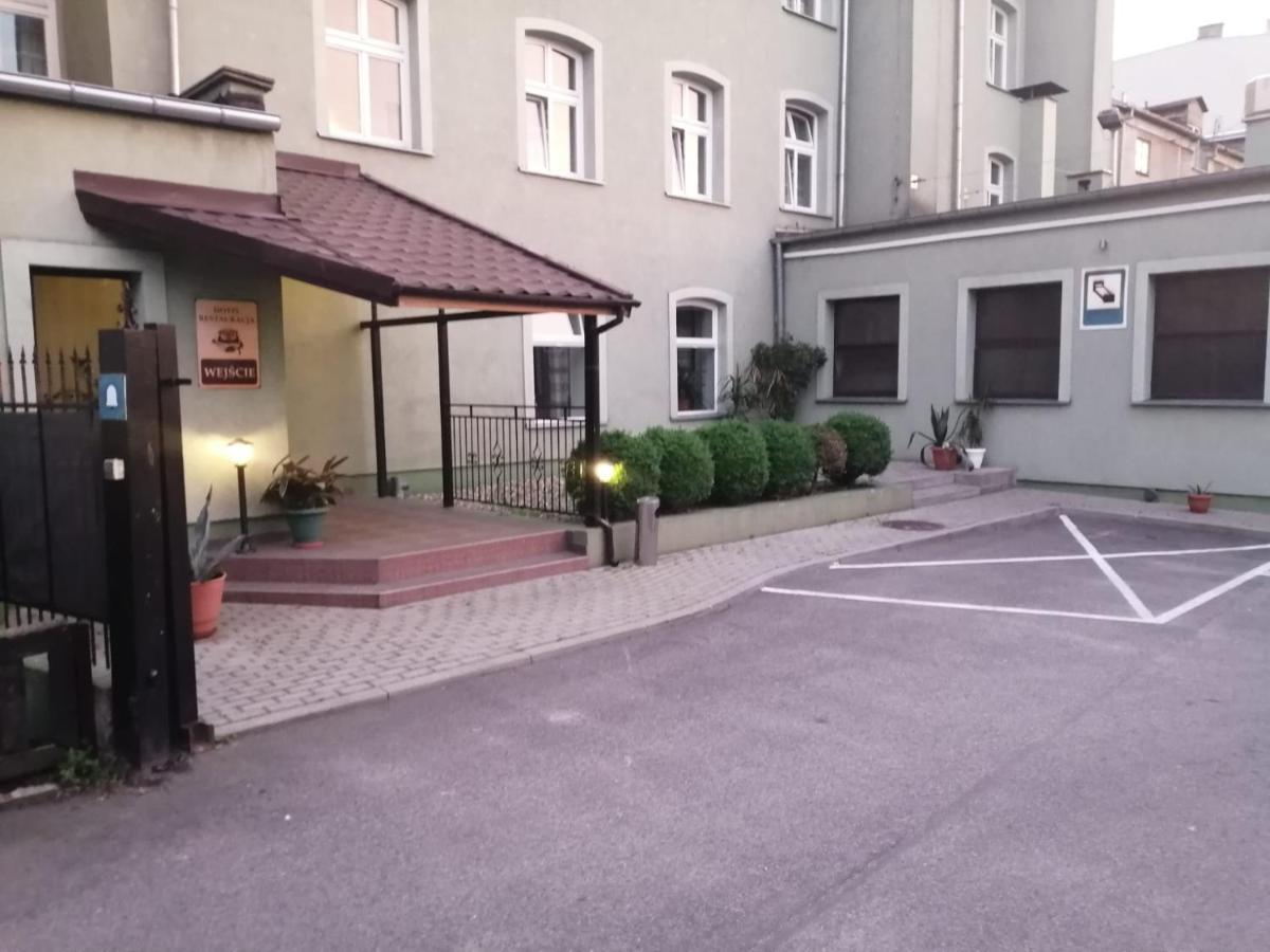Hotel Sowa エルブロンク エクステリア 写真